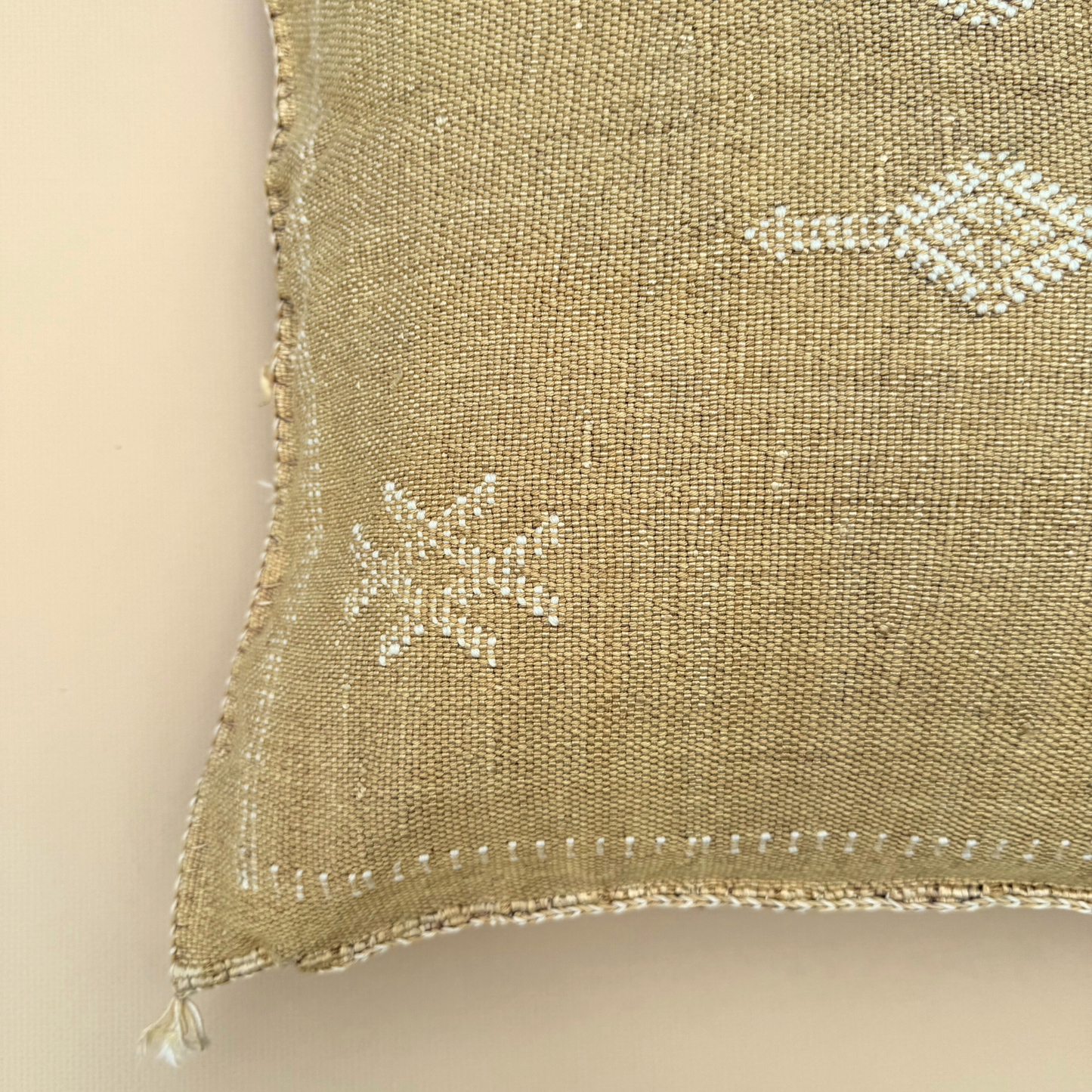 Light Gold Cactus Silk Kilim Pillow