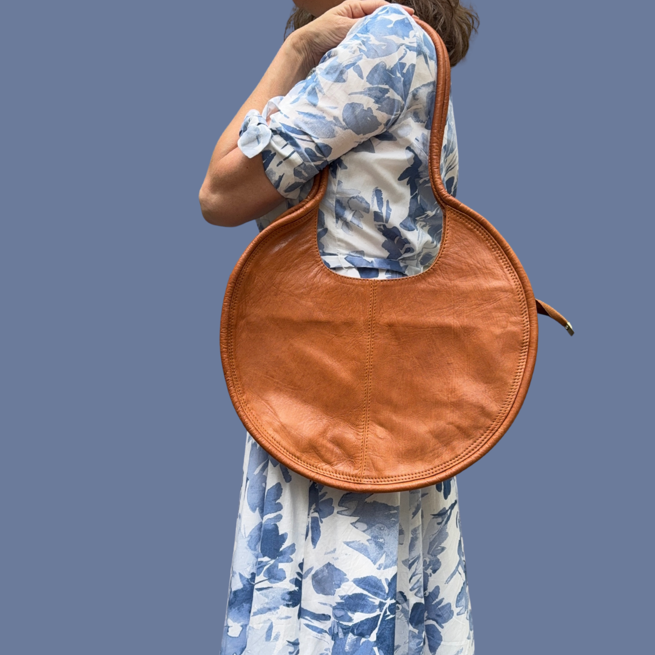 Leather Circle Purse (Cognac)