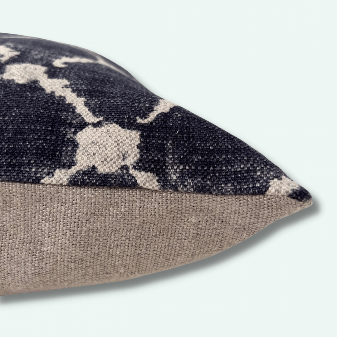 Linen Pillow - Intertwined