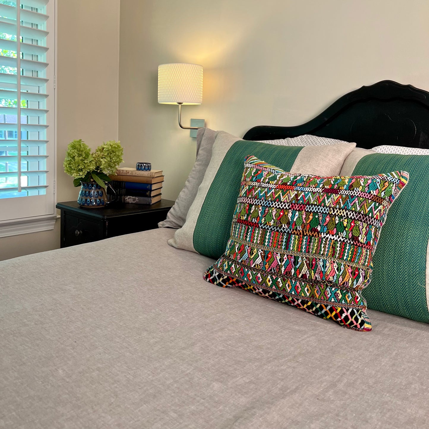 Huipil & Hemp Pilllow - Intertwined