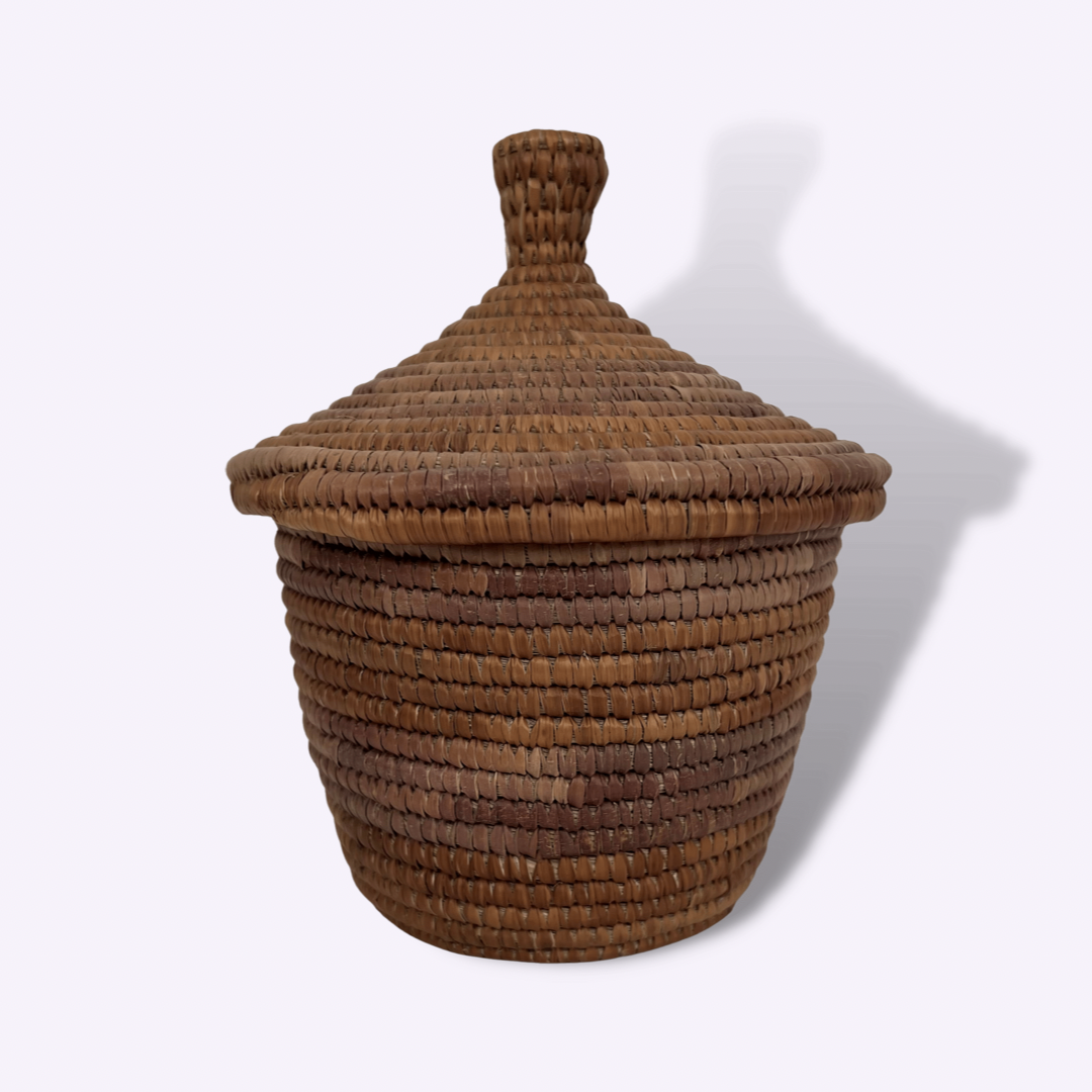 Woven Grass Basket - Intertwined