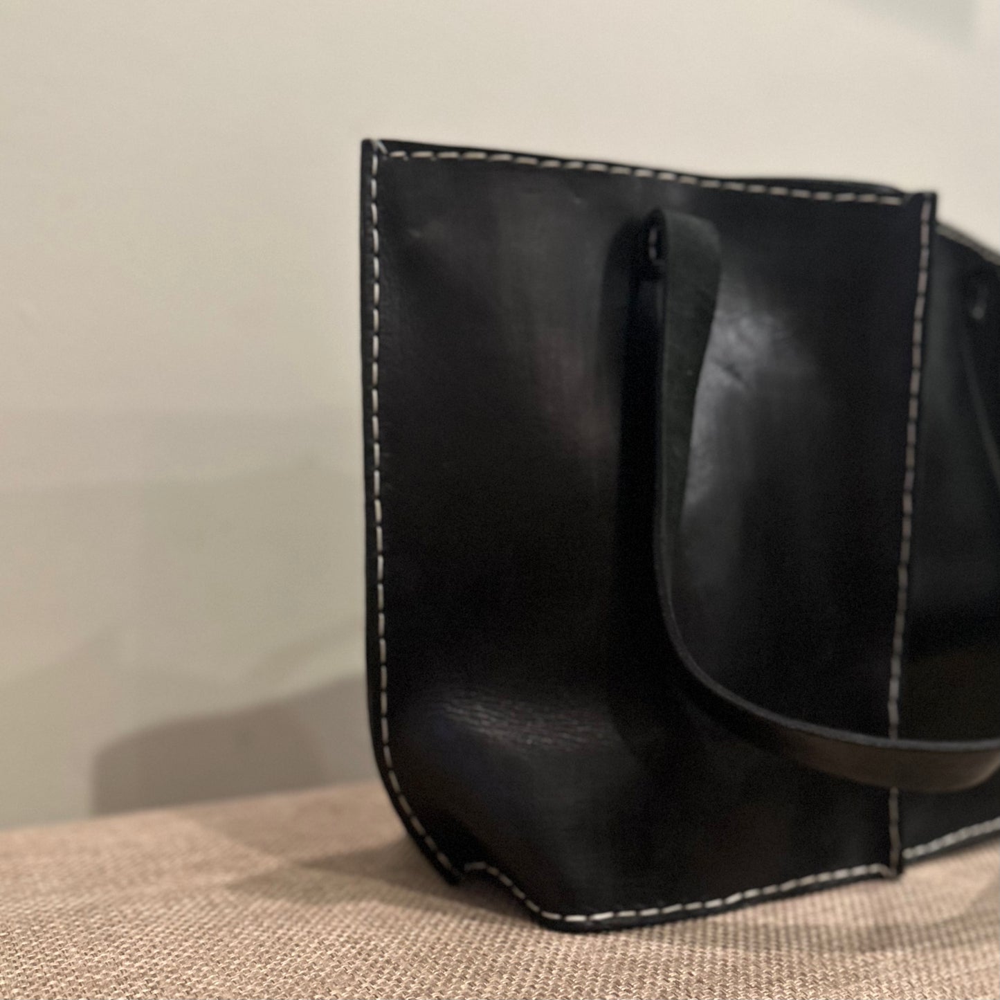 Seamed Leather Tote (Black)