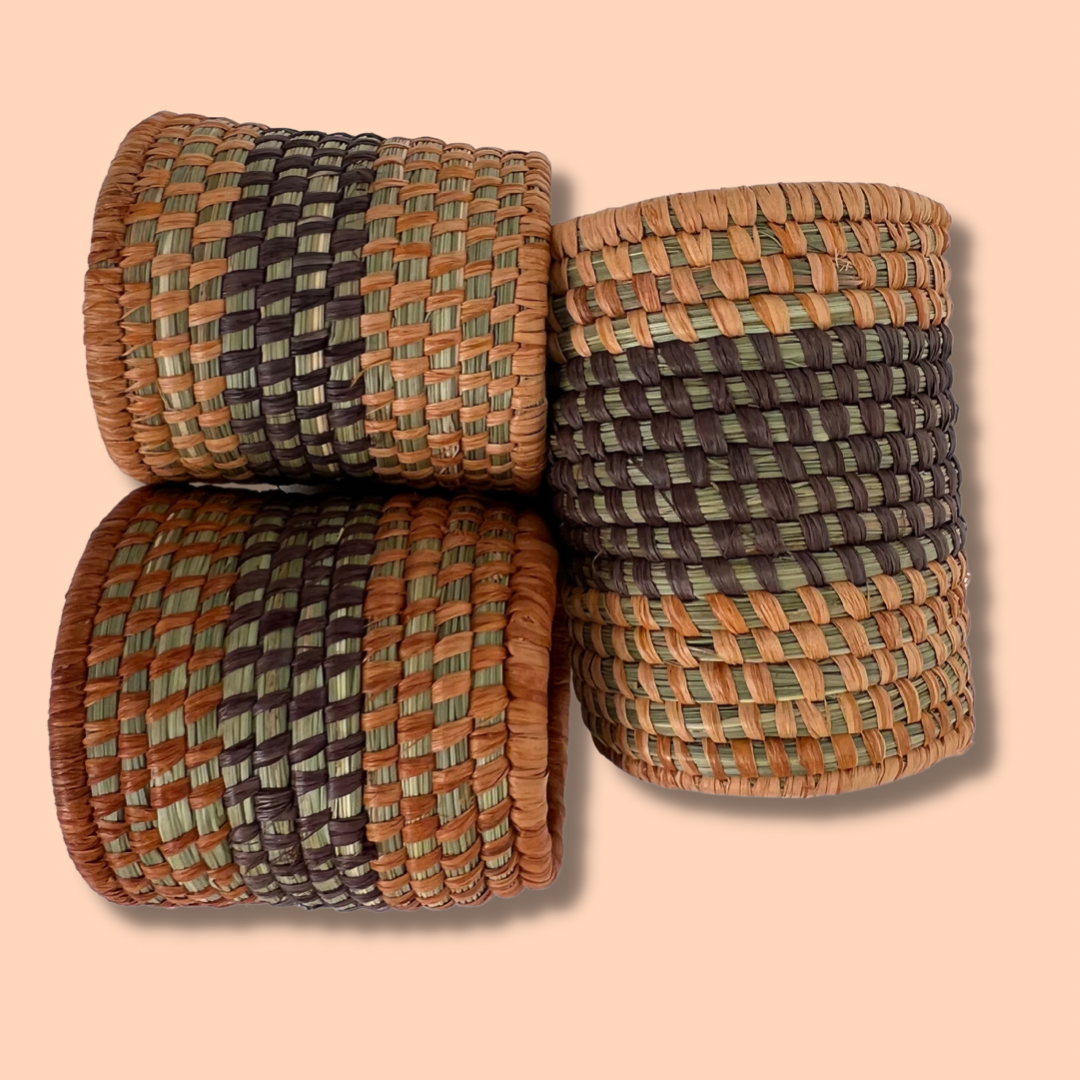 Napkin rings - Intertwined