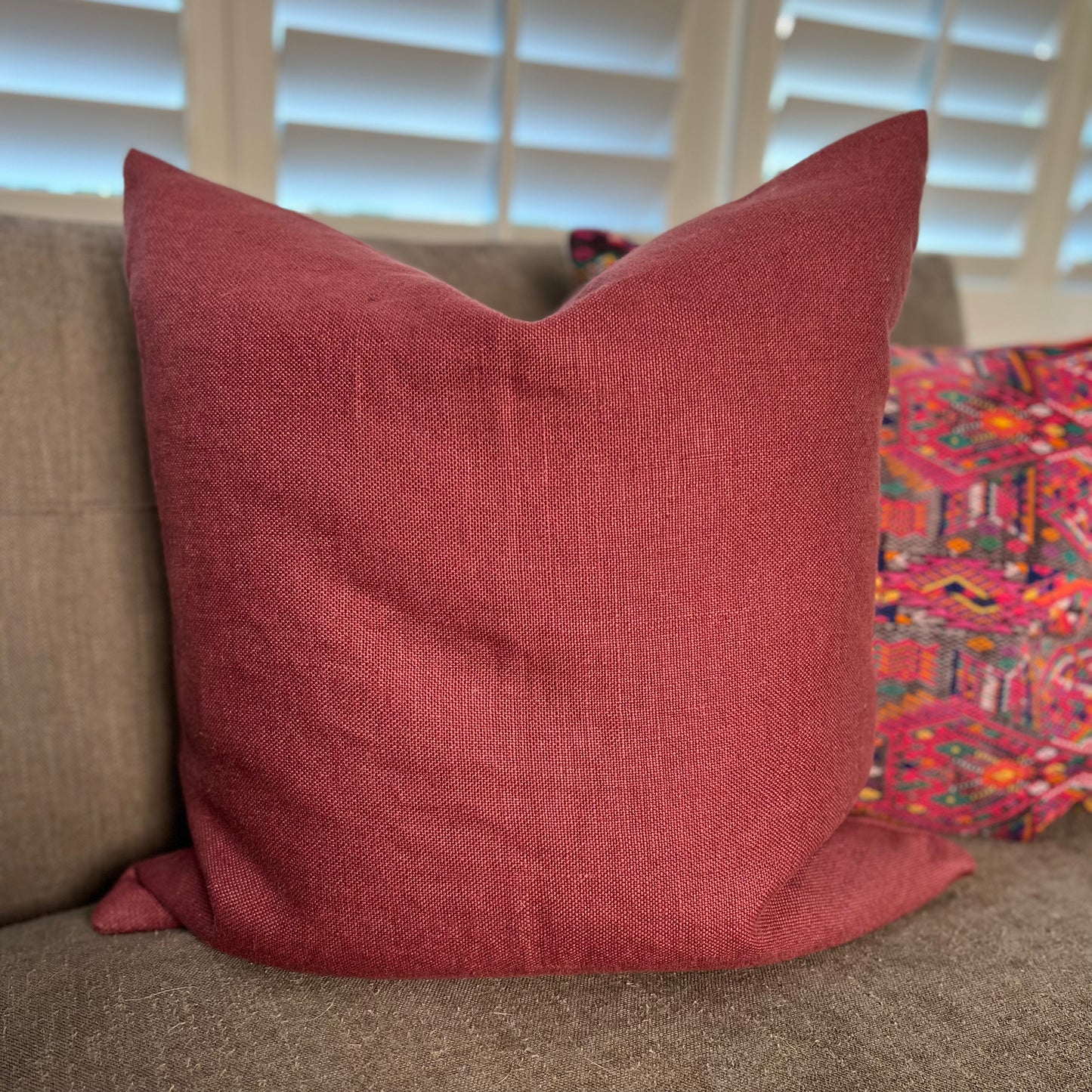 Linen Pillow - Intertwined