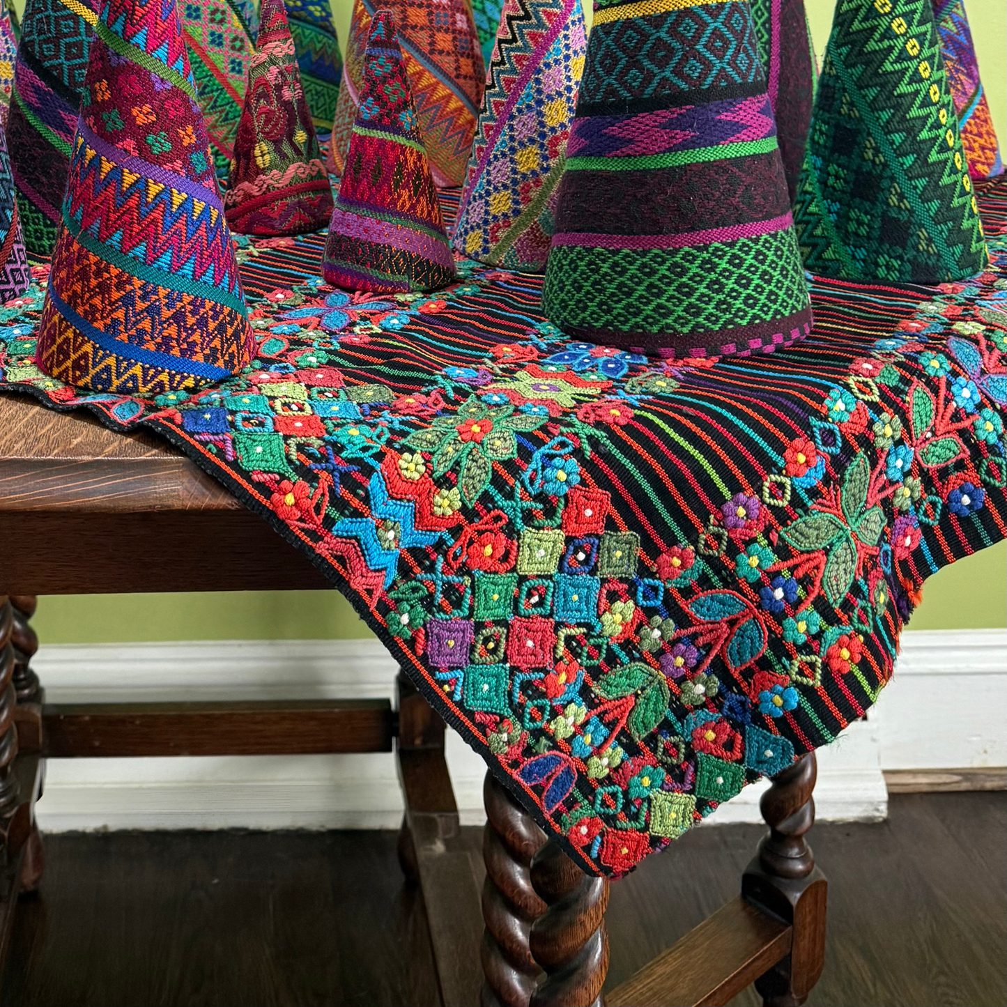 Handwoven Corte Table Runner - Christmas Centerpiece for your Table