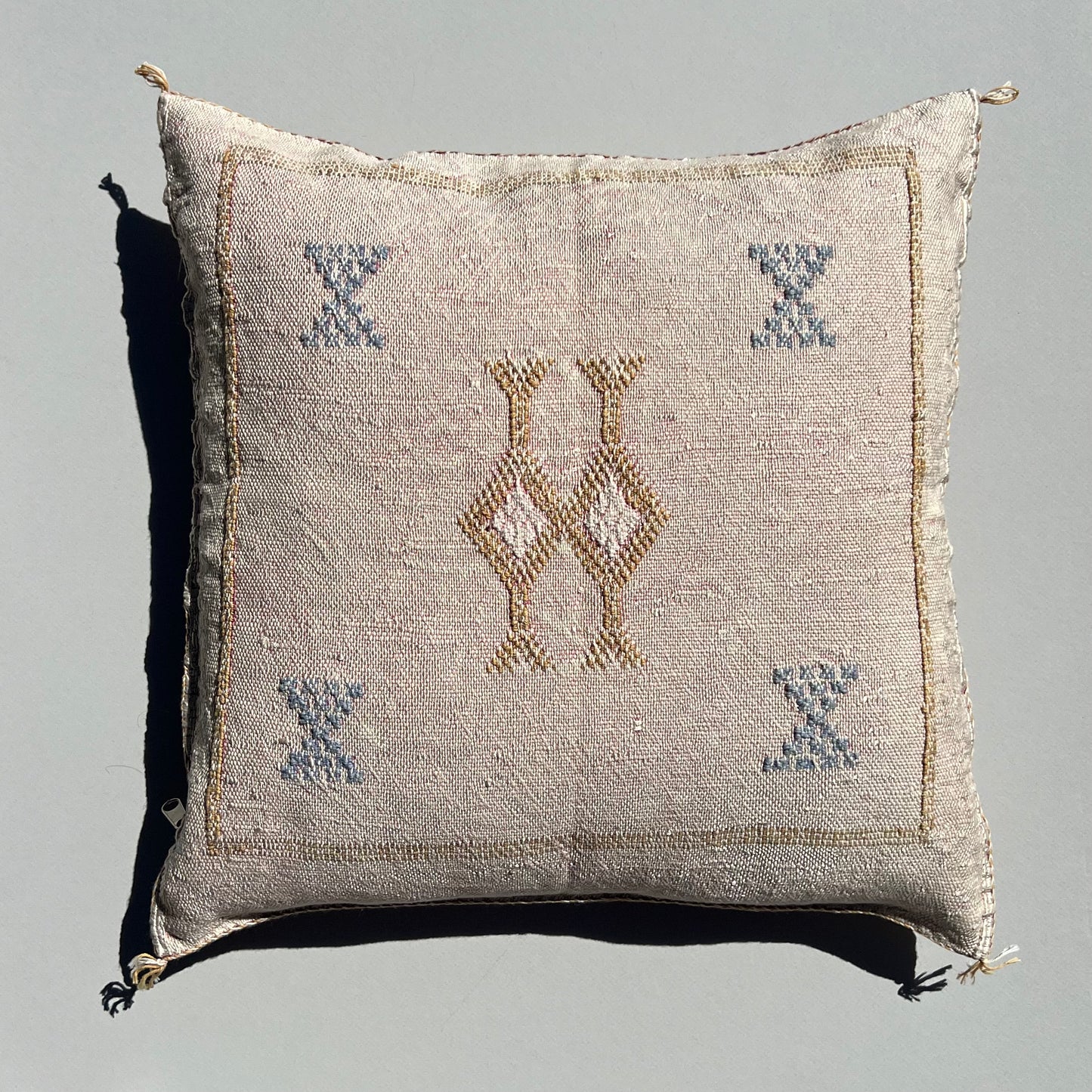 Light Pink-Beige Cactus Silk Kilim Pillow