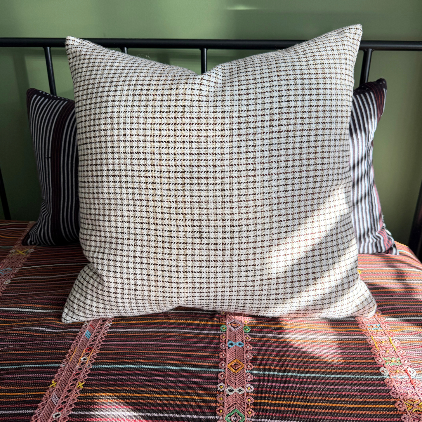 Natural Nettle Fiber Pillow Cover – Artisan-Made, Earth-Tone Home Décor