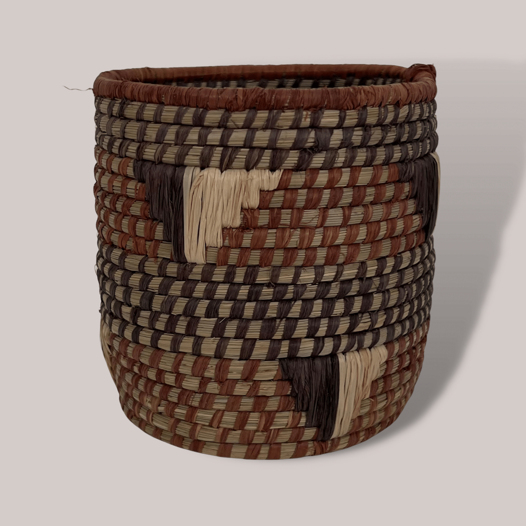 Woven Grass Basket - Intertwined